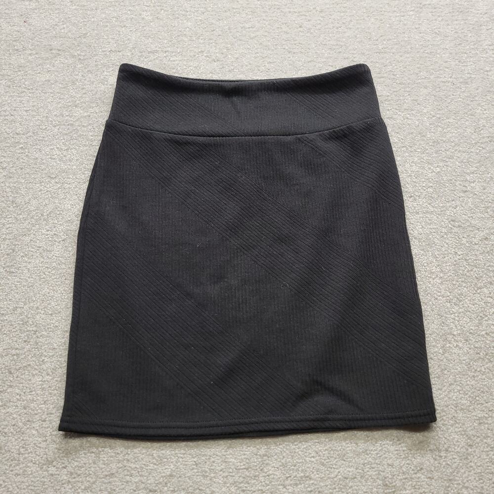 American Eagle Outfitters Womens XS Black Ribbed Knit Mini Skirt Stretch AEO